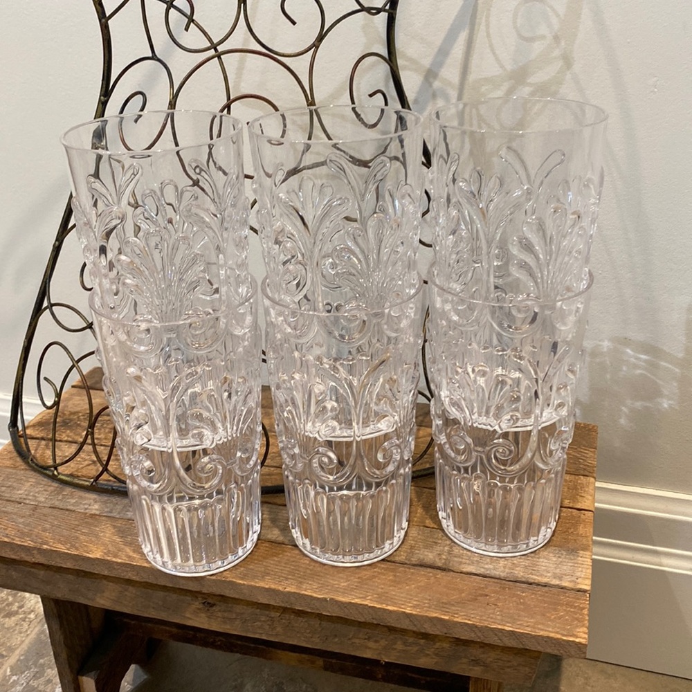 LeFleur Acrylic Tumblers (6)